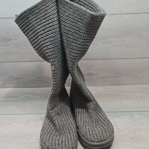 Ugg Australia Women Gray Knit Sweater Winter Button-Up Boots Shoes Sz 10